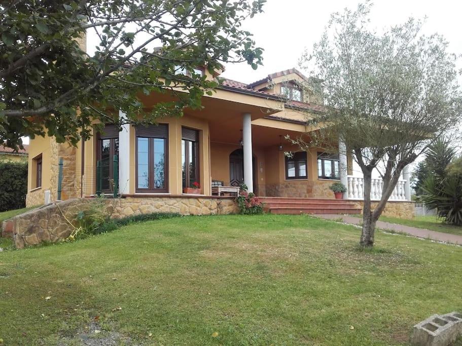 El Berron Villa Siero 2023 מראה חיצוני תמונה