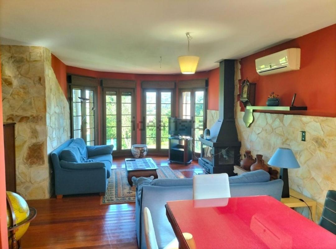 El Berron Villa Siero 2023 מראה חיצוני תמונה